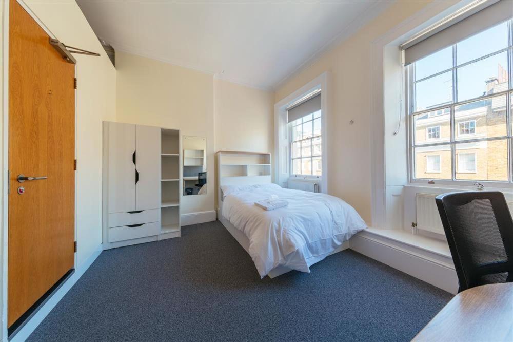 John Adams Hall London Bagian luar foto